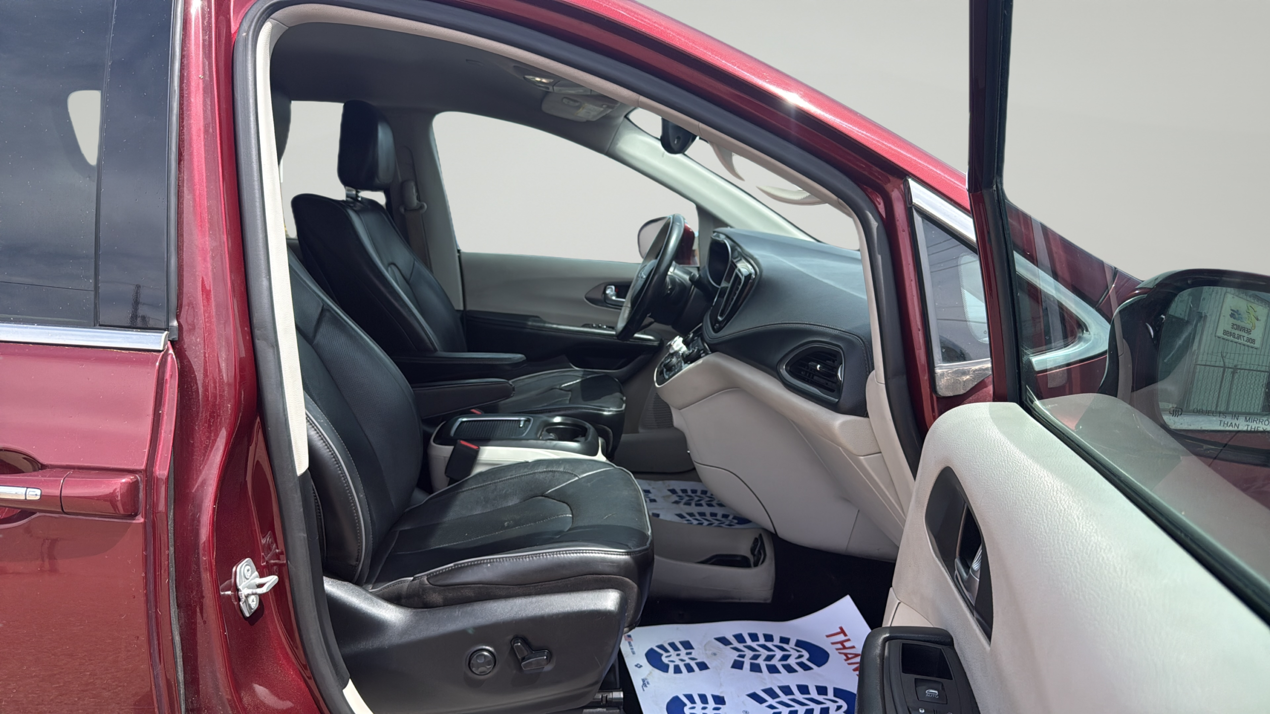 2019 Chrysler Pacifica Limited - Photo 15