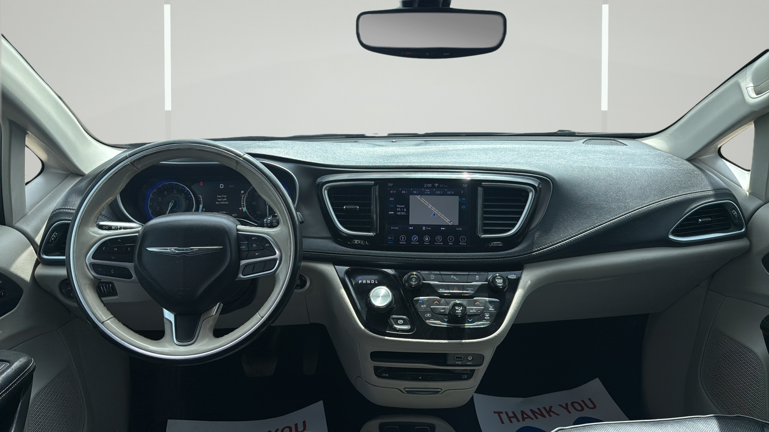 2019 Chrysler Pacifica Limited - Photo 9